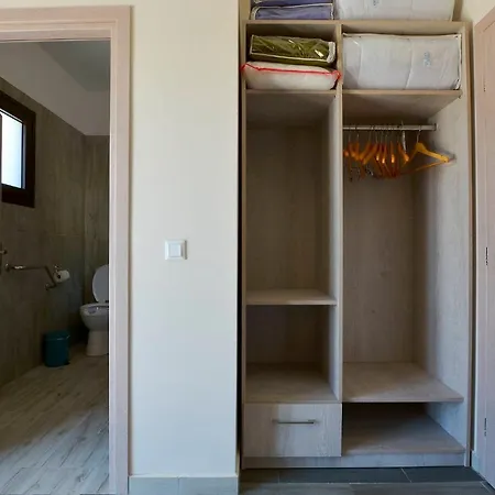 Вилла Corfu Travel Stories Villa, Private Pool - Stunning Sea Views - Accessible - 4 Bedrooms Ano Pavliana