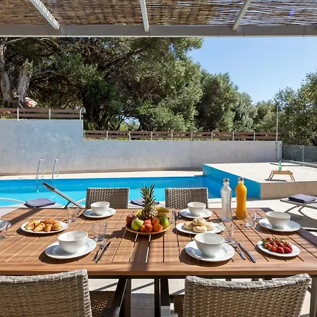 Corfu Travel Stories Villa, Private Pool - Stunning Sea Views - Accessible - 4 Bedrooms 别墅 Ano Pavliana
