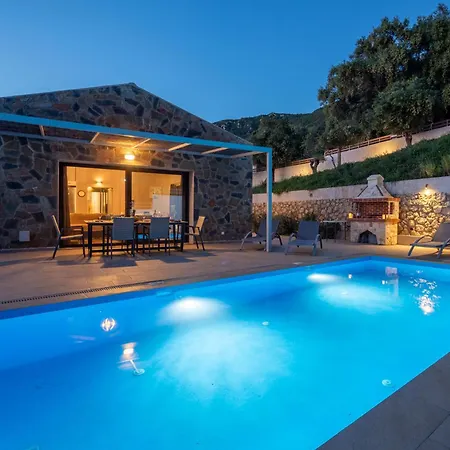 别墅 Corfu Travel Stories Villa, Private Pool - Stunning Sea Views - Accessible - 4 Bedrooms