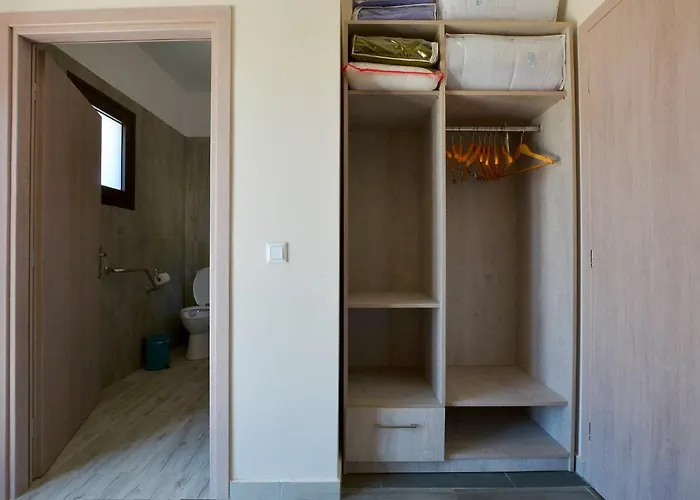 Βίλα Corfu Travel Stories Villa, Private Pool - Stunning Sea Views - Accessible - 4 Bedrooms Ano Pavliana