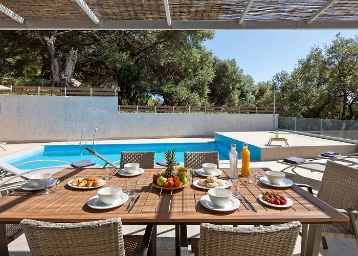 Corfu Travel Stories Villa, Private Pool - Stunning Sea Views - Accessible - 4 Bedrooms Βίλα Ano Pavliana