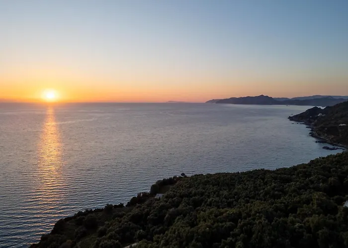 Corfu Travel Stories Villa, Private Pool - Stunning Sea Views - Accessible - 4 Bedrooms Βίλα Ano Pavliana
