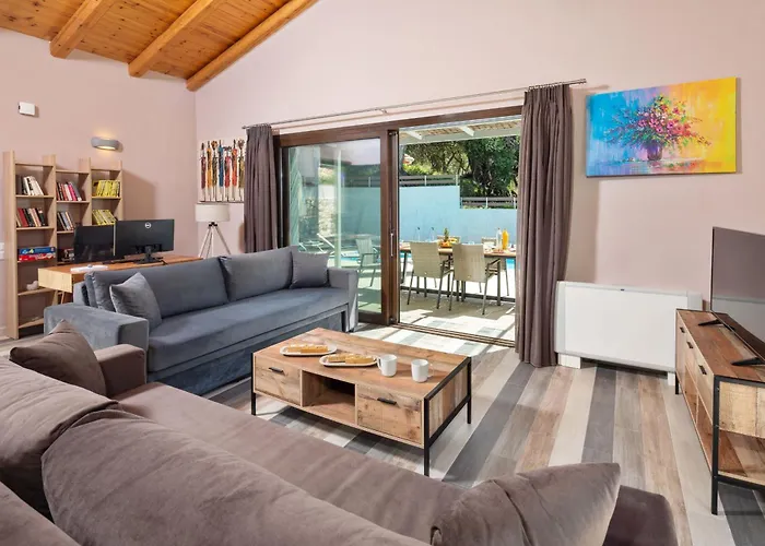 Βίλα Corfu Travel Stories Villa, Private Pool - Stunning Sea Views - Accessible - 4 Bedrooms