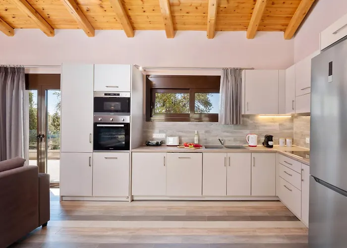 Βίλα Corfu Travel Stories Villa, Private Pool - Stunning Sea Views - Accessible - 4 Bedrooms