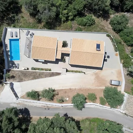 Corfu Travel Stories Villa, Private Pool - Stunning Sea Views - Accessible - 4 Bedrooms 빌라 Ano Pavliana